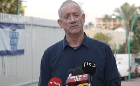 גנץ: "נחזיק בשטחי הרצועה לתקופה ארוכה"