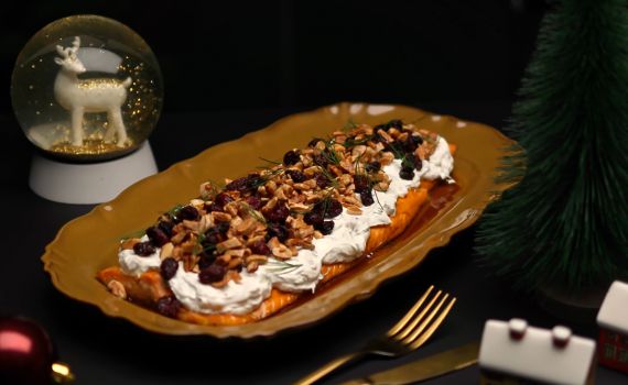 כמו של השף: סלמון אפוי ברוטב שמיר