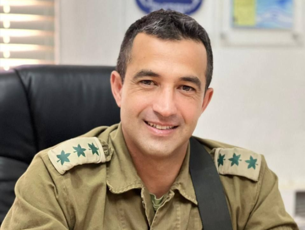 מפקד החטיבה הדרומית אסף חממי נפל בקרב וגופתו נחטפה