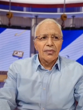 מזהים? פרשן חדשות 12 מקבל חיקוי בארץ נהדרת. צפו