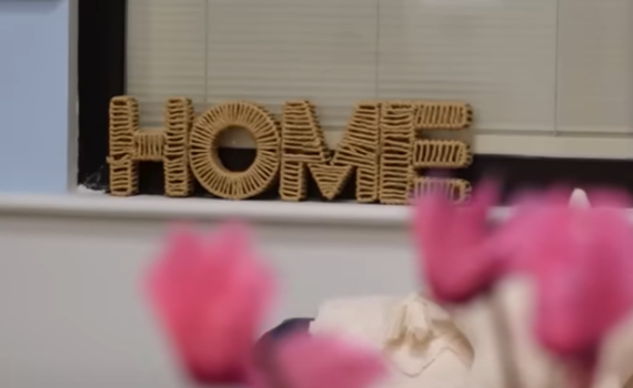 הצצה לחדרי הטיפול של החטופים שחזרו מהשבי