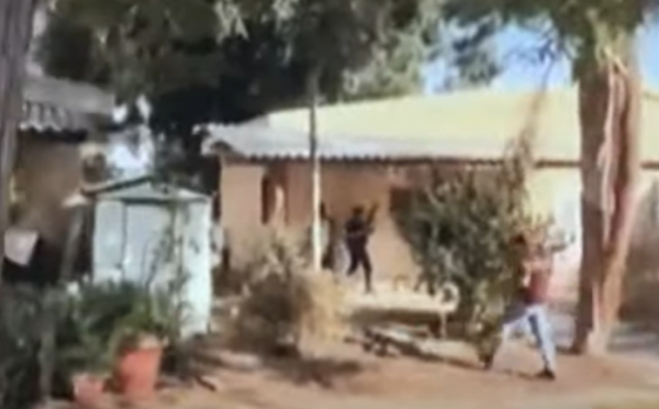 תיעוד ראשון של אירוע בני הערובה בקיבוץ בארי. צפו