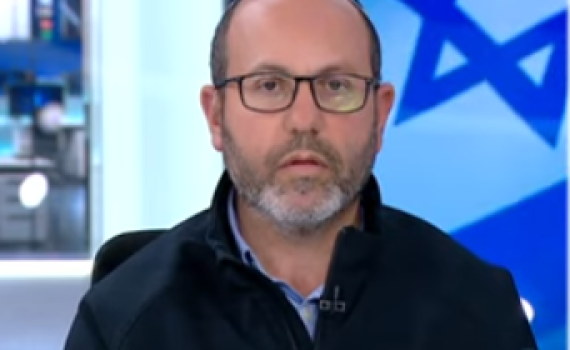 אבות החטופים התעמתו: "ויתרת על הבן שלך". צפו