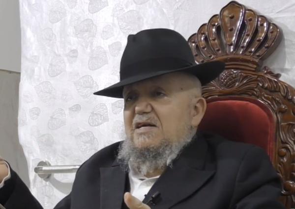 הרב מאזוז נגד מיצג המוזיאון: "אסור להכניס את הדעות האלה"