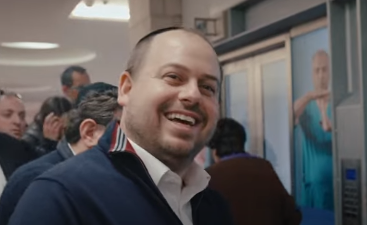 החרדי שמגשים לחיילים חלומות