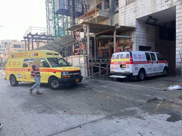 פועל זר מסין נהרג בתאונת עבודה בבת ים