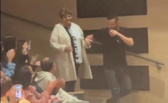 "הסמל של אופקים": גיא הוכמן פגש את רחל אדרי | צפו