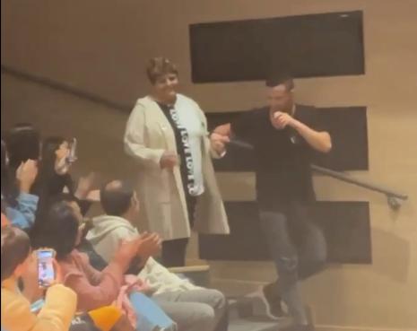 "הסמל של אופקים": גיא הוכמן פגש את רחל אדרי | צפו