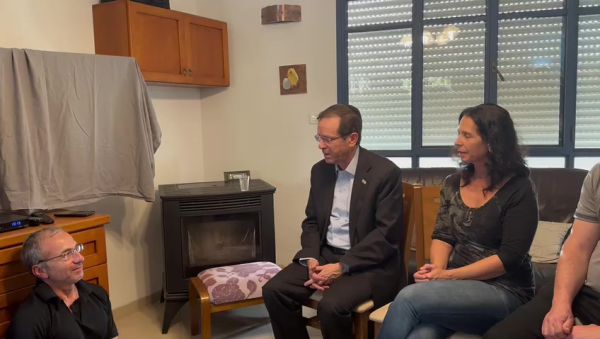 הרצוג למשפחת קסטלמן: מבקש סליחה ומביע הערכה