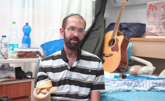 צפו: עצרת הודיה בכותל לפצוע הקשה מכרם שלום