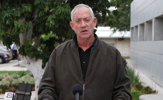 איום לנסראללה? גנץ: "נשנה את המציאות בצפון"