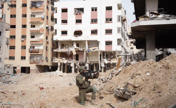 התקיפות בעזה: חוליית מחבלים חוסלה מהאוויר