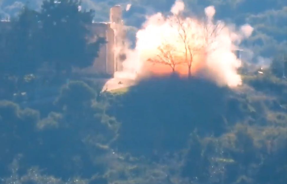 צפו: תיעוד פגיעת טיל נ"ט בלוחמים בצפון