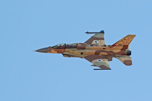 ישראל הזניקה מטוסי קרב לגבול סוריה. זו הסיבה