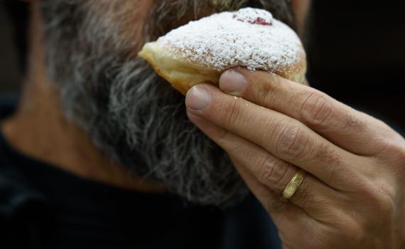 בית שאן: גבר בן 68 נחנק מסופגנייה; ניצל בנס