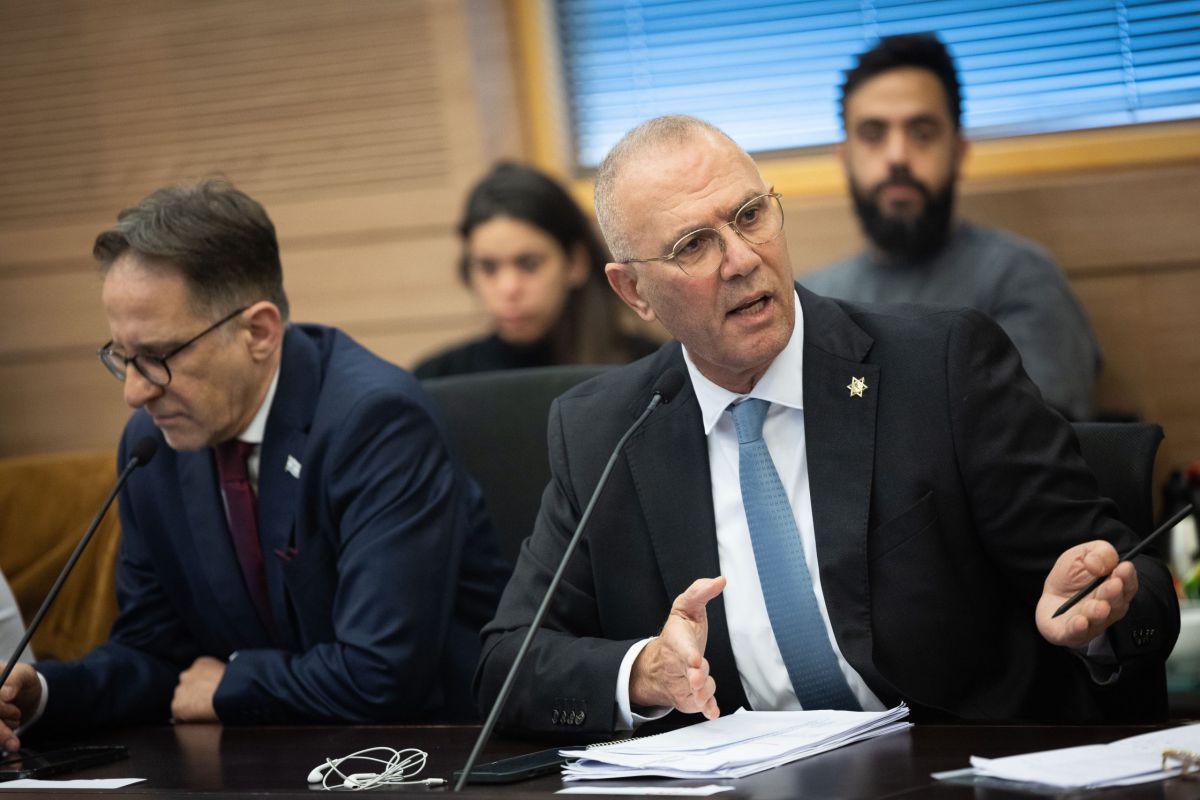 מנכ"ל משרד רה"מ פגש את נפגעי נובה: "נביא פתרונות"