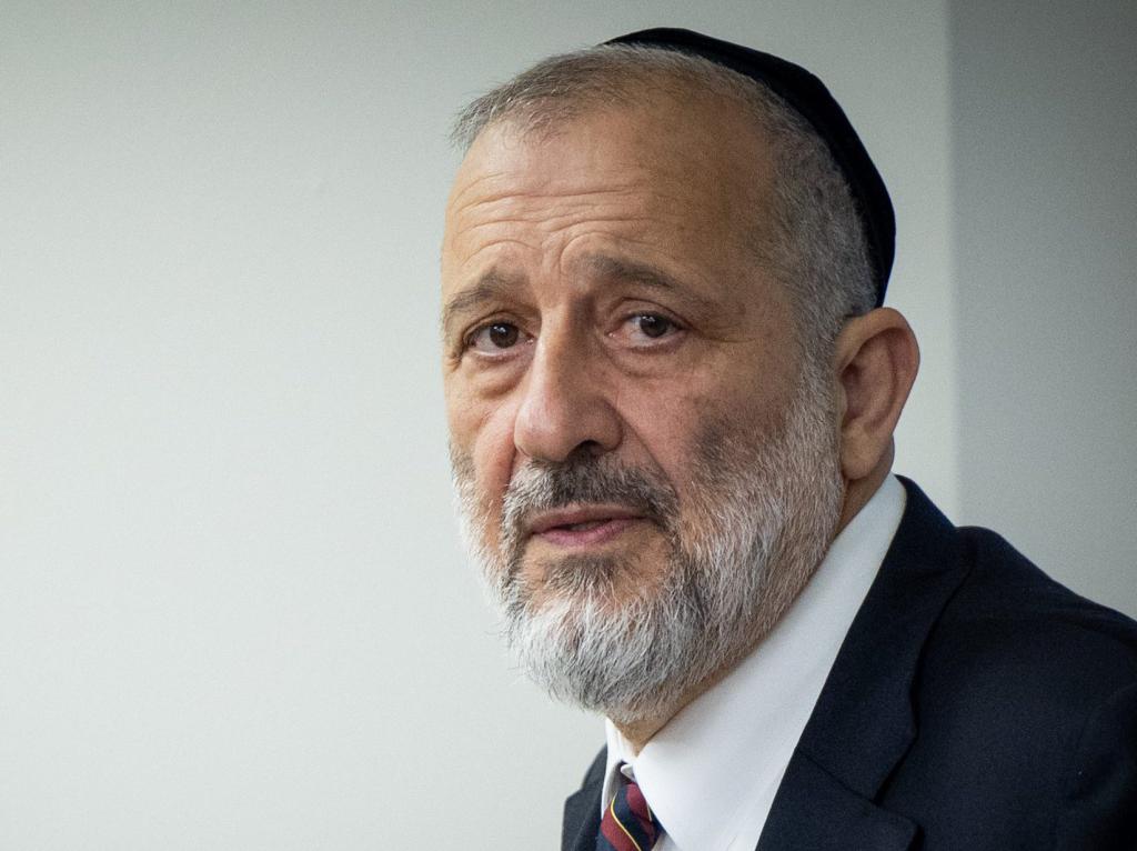 מכה נוספת לדרעי: המהלך המפתיע של מוסדות ש"ס