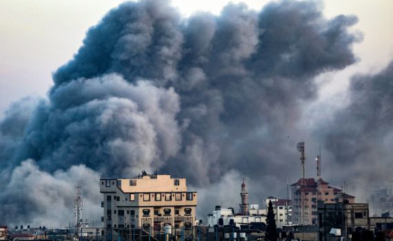 צה"ל תוקף באגרסיביות: התקשורת בעזה קרסה