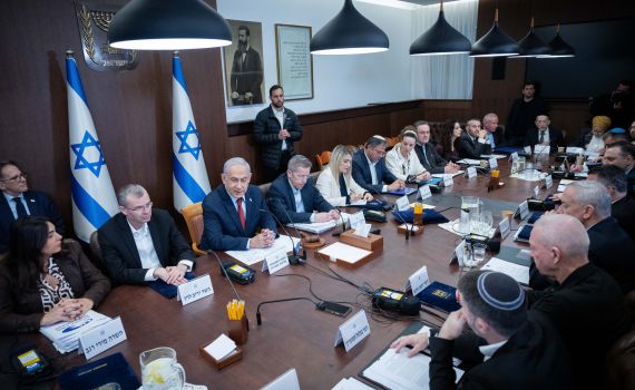 "חוסר מקצועיות": בממשלה תוקפים את הקיצוץ המסתמן