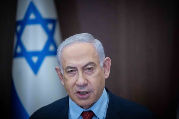 מבוכה בישיבת הממשלה: הדלת ננעלה, שורה של שרים נותרו בחוץ