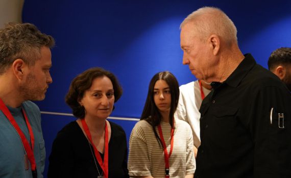 גלנט: השבת האש תביא להתקדמות החזרת חטופים