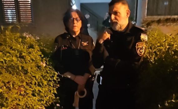 רמת גן: גבר ואישה נמצאו ללא רוח חיים בדירה