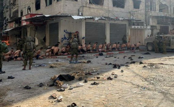 תיעוד: עשרות פלסטינים נכנעו לצה"ל בעזה