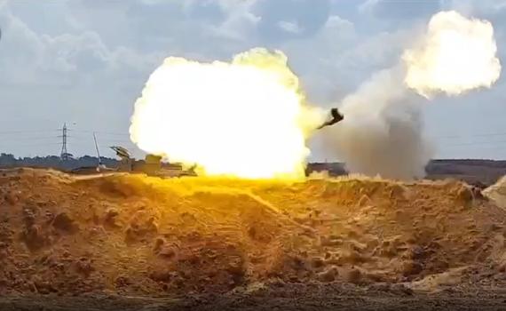 לראשונה: חיל התותחנים נכנסו לעזה | צפו