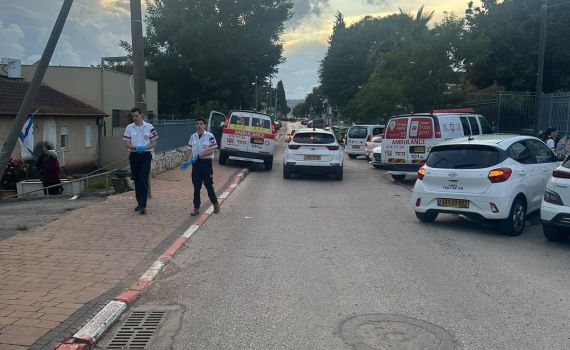 שלושה פצועים קשה באירוע דקירה; ביניהם ילדה בת 9