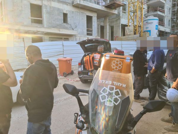 מכת תאונת העבודה: פועל נפצע קשה באתר בנייה בת"א