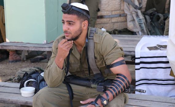 הותרו לפרסום שמותיהם של שני לוחמים שנפלו בעזה