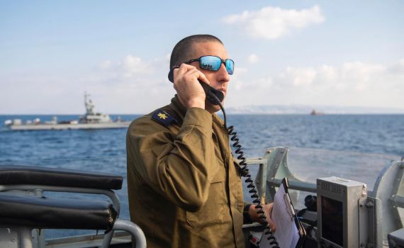 "אנחנו מסייעים באש בכל מה שאפשר לפגוע בו מהים"