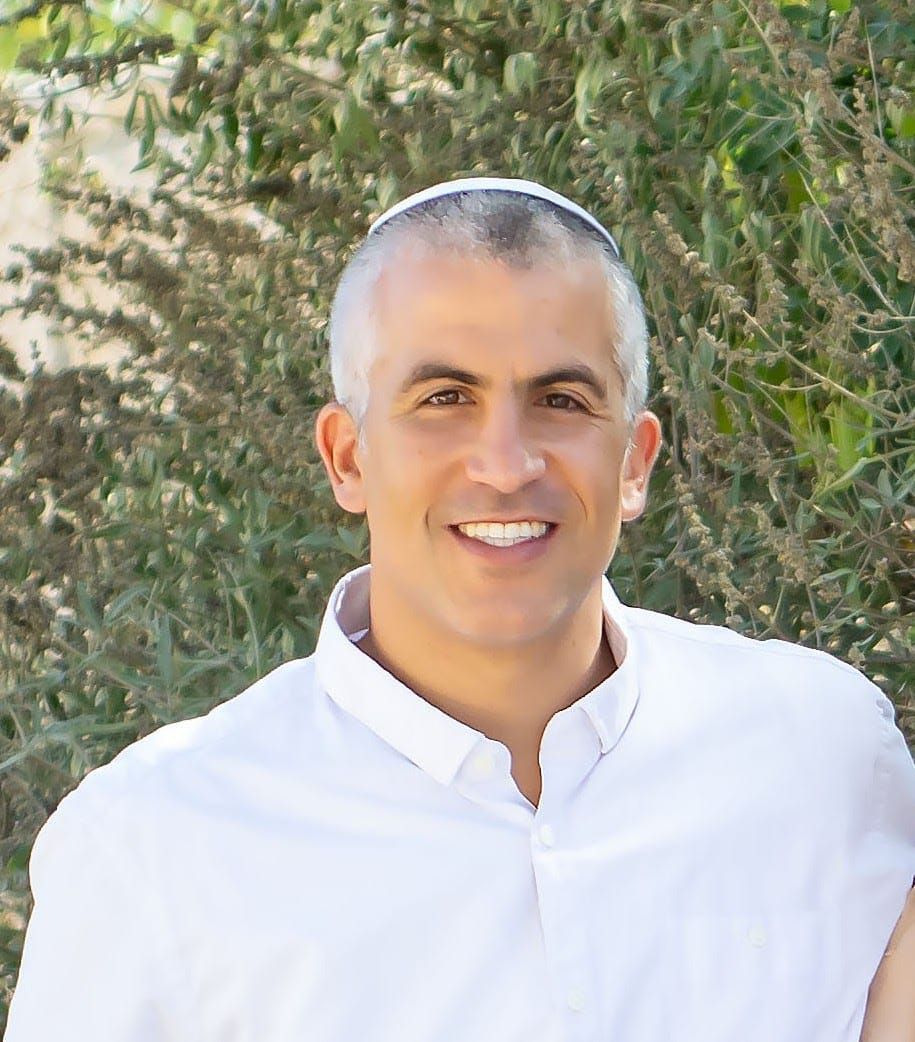 מזל טוב: מנחם קלמנזון בבשורה מרגשת