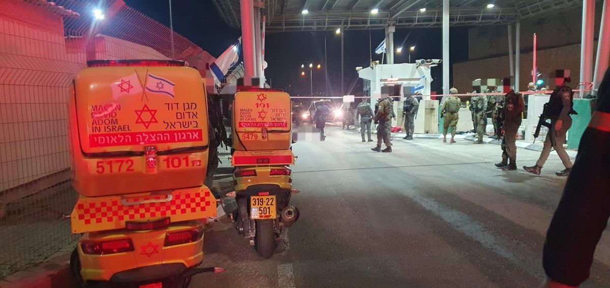 פיגוע דקירה: 2 פצועים במחסום בדרום ירושלים