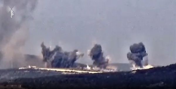 צה"ל תקף תשתיות טרור של חיזבאללה בכפר לבנוני