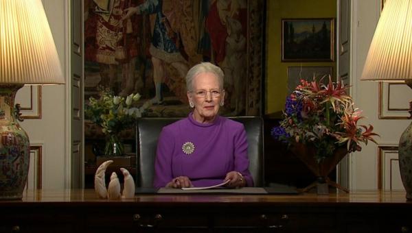 אחרי 52 שנים: מלכת דנמרק מוותרת על הכתר