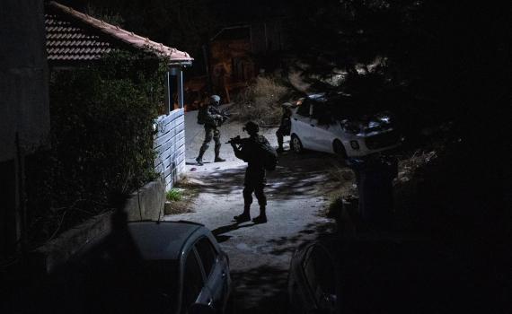 פעילות צה"ל בטול כרם: ירי חמושים ומבוקשים במרפאה