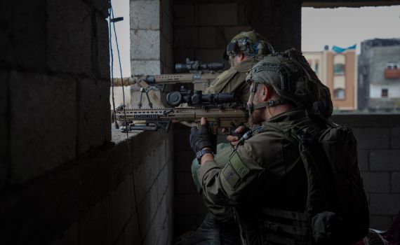 צפו: לוחמי דובדבן בפשיטה על מבנה חמאס בעזה