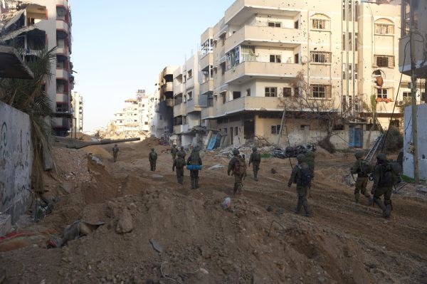 אמל"ח, מנהרות ומשגרים: פעולת צה"ל בעזה נמשכת