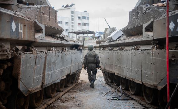 ממשיכים לכתוש: צה"ל תקף 300 מטרות טרור בעזה