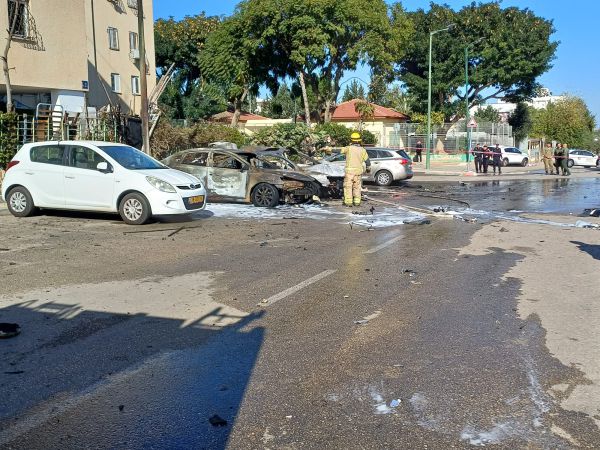 חשד לחיסול בנתניה: אדם אותר ברכב שעלה באש