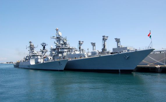 אחרי התקיפה: הודו שלחה ספינות מלחמה לים האדום