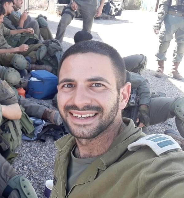 בשידור ישיר: הלווייתו של סרן גבריאל שני מהישוב עלי