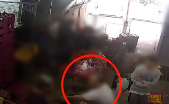 אישום: סדרן סופר בגבעתיים דקר עובד אחר בגלל ויכוח