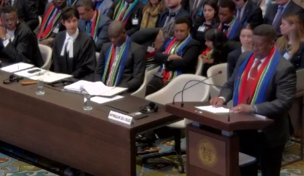 אחרי 3 שעות: הסתיים היום הראשון לדיון בהאג