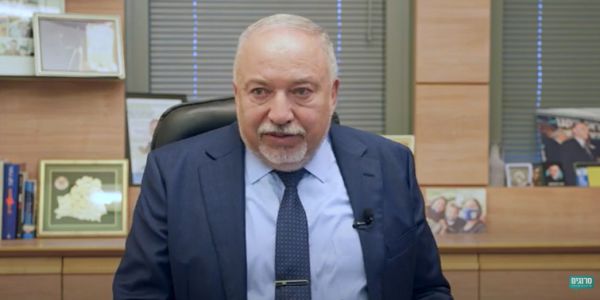 ליברמן: "בקבינט מלחמה לא רצו מישהו שיאתגר אותם"