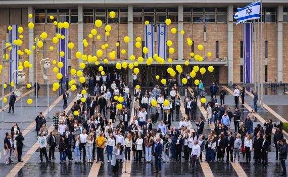 הפרשן הפוליטי: החזרת החטופים היא לא המשימה הכי חשובה