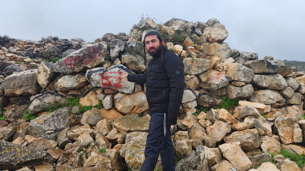 סוכות בהר עיבל: "נעשה סוף לחילול מזבח יהושע"
