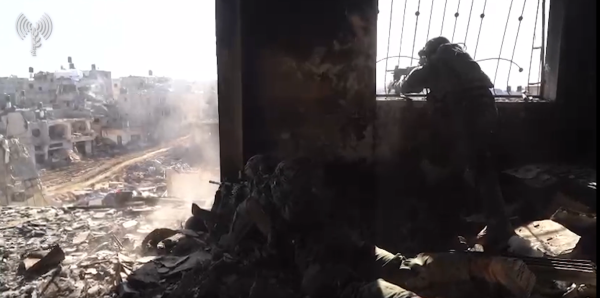 התור שלהם: לוחמי כפיר פשטו על חאן יונס | צפו