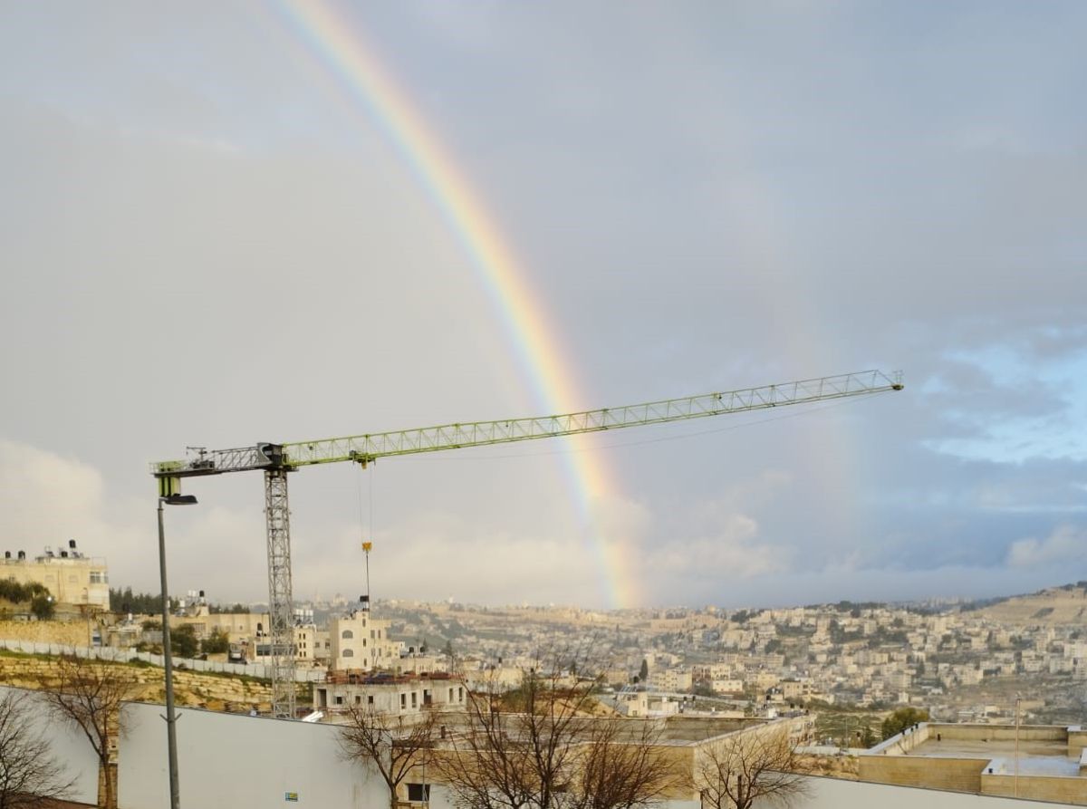 תמונת היום: קשת מרהיבה מעל הר הבית